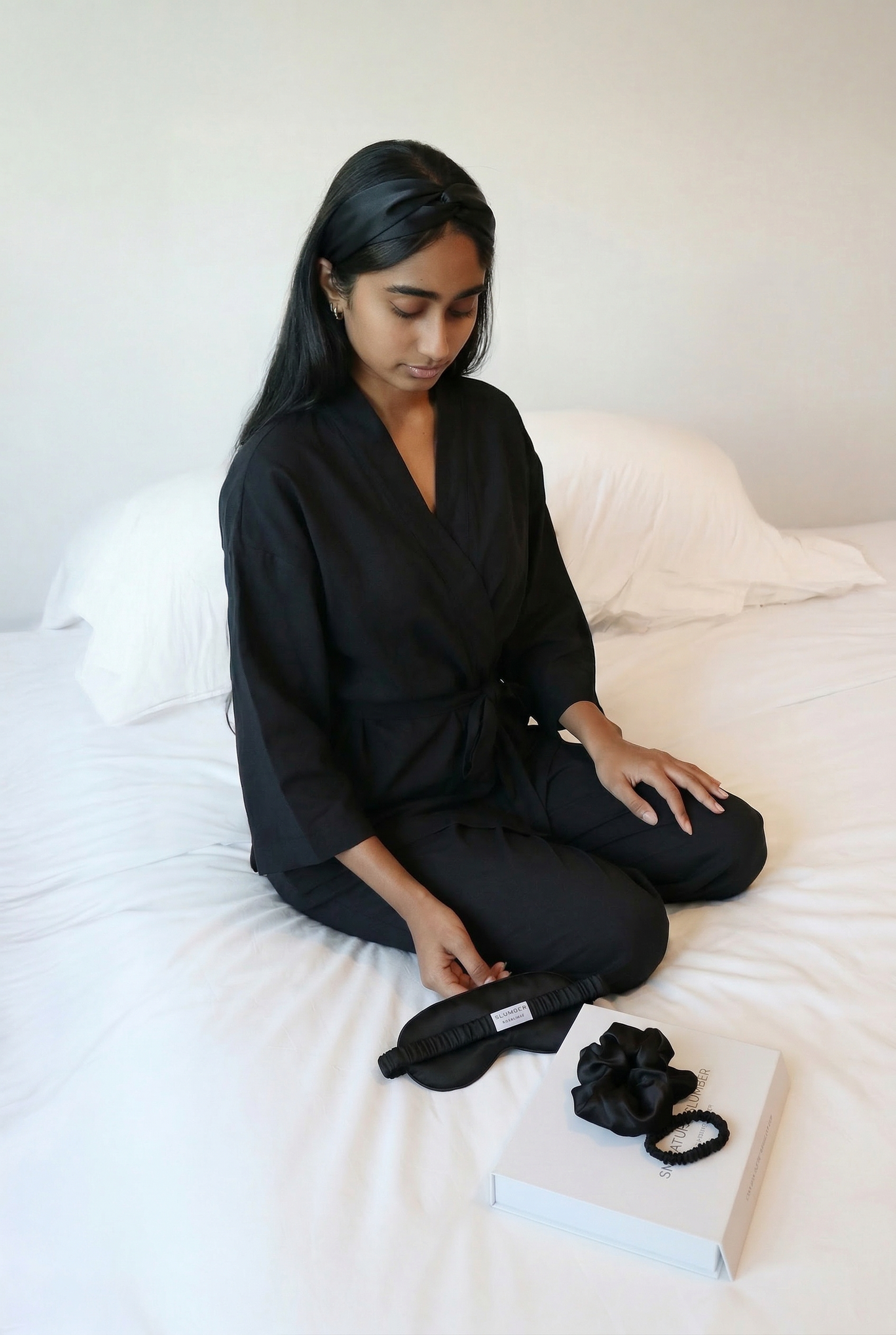 Signature Slumber Essential Silk Set - Eclipse Black